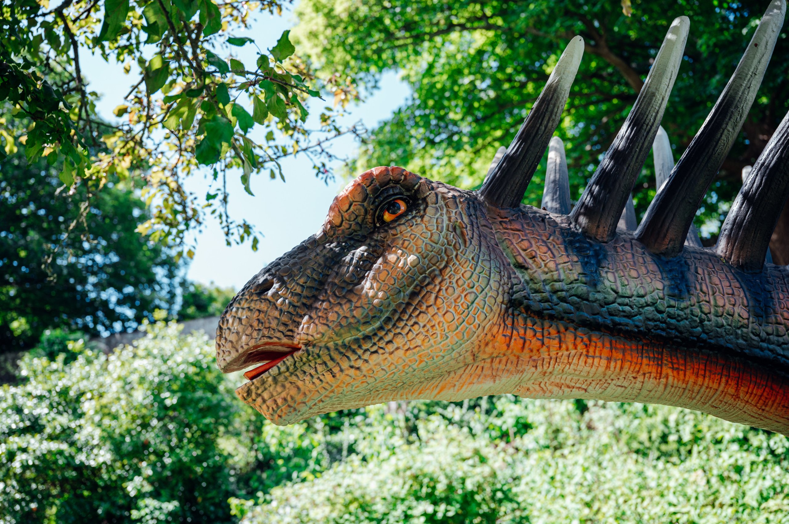 dinosaurs-in-the-park-bute-park